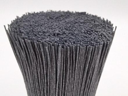 Carbure de silicium noir F220 F240 utilisé pour le filament abrasif APPLICATION -1-